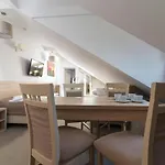 Astra - & Restaurant Apartment