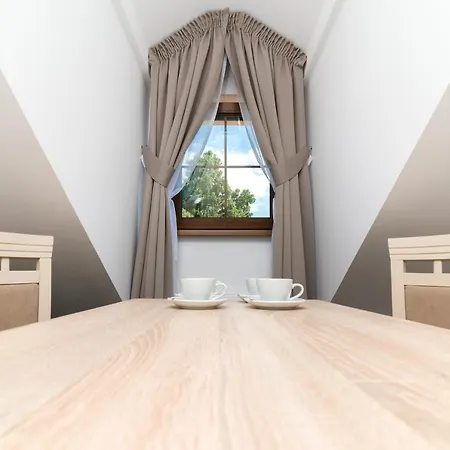 Astra - & Restaurant 아파트