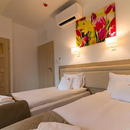 Astra - & Restaurant * 오시비엥침