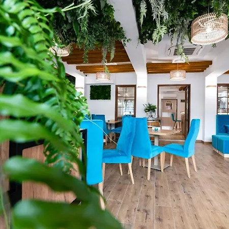 Astra - & Restaurant