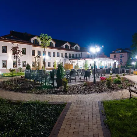 Lejlighed Astra - & Restaurant *