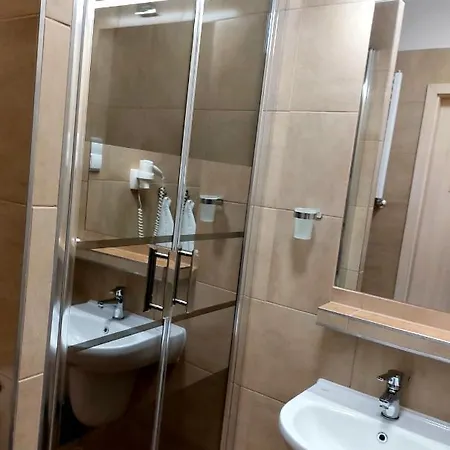 아파트 Astra - & Restaurant 오시비엥침