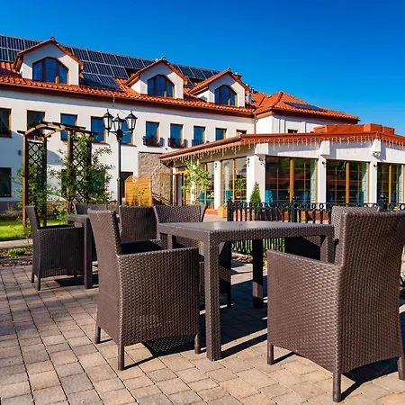 Astra - & Restaurant 오시비엥침