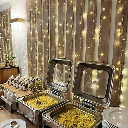 Astra - & Restaurant 아파트 오시비엥침