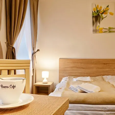 Astra - & Restaurant 아파트 *