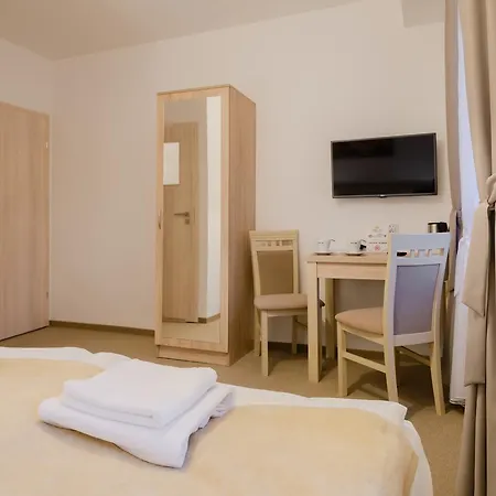 Astra - & Restaurant オシフィエンチム