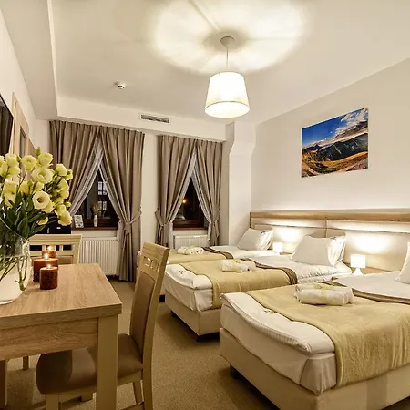 Astra - & Restaurant *