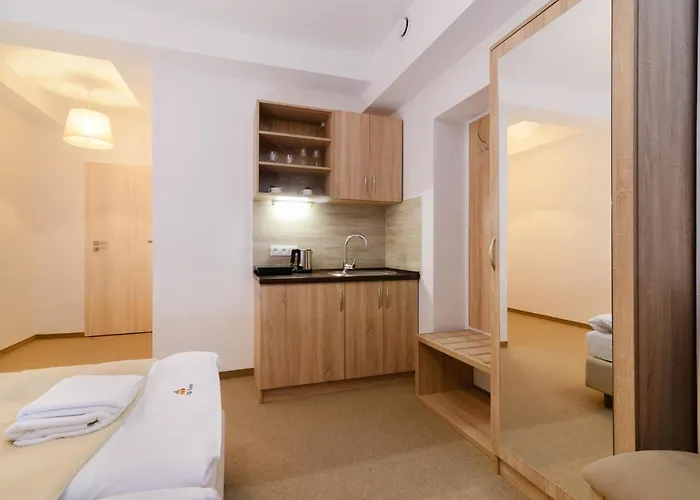 Astra - & Restaurant